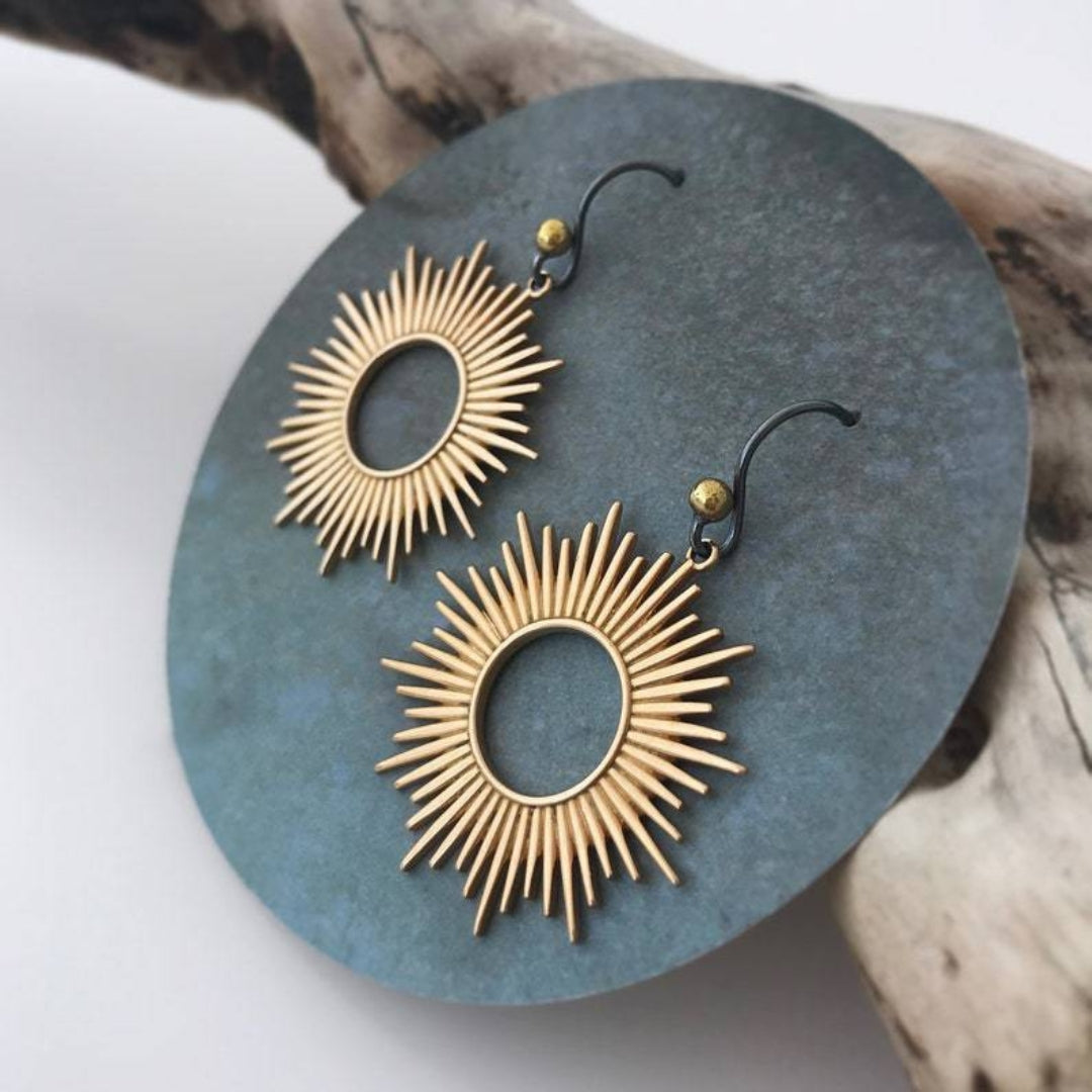 Pendientes elegantes boho de plata con piedra solar