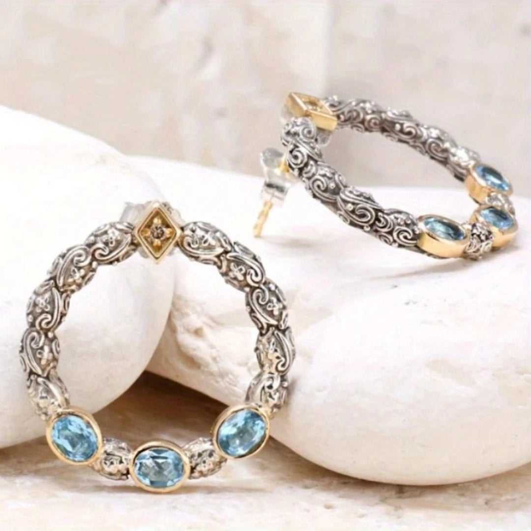 Pendientes de aro vintage elegantes con brillantes cristales azules