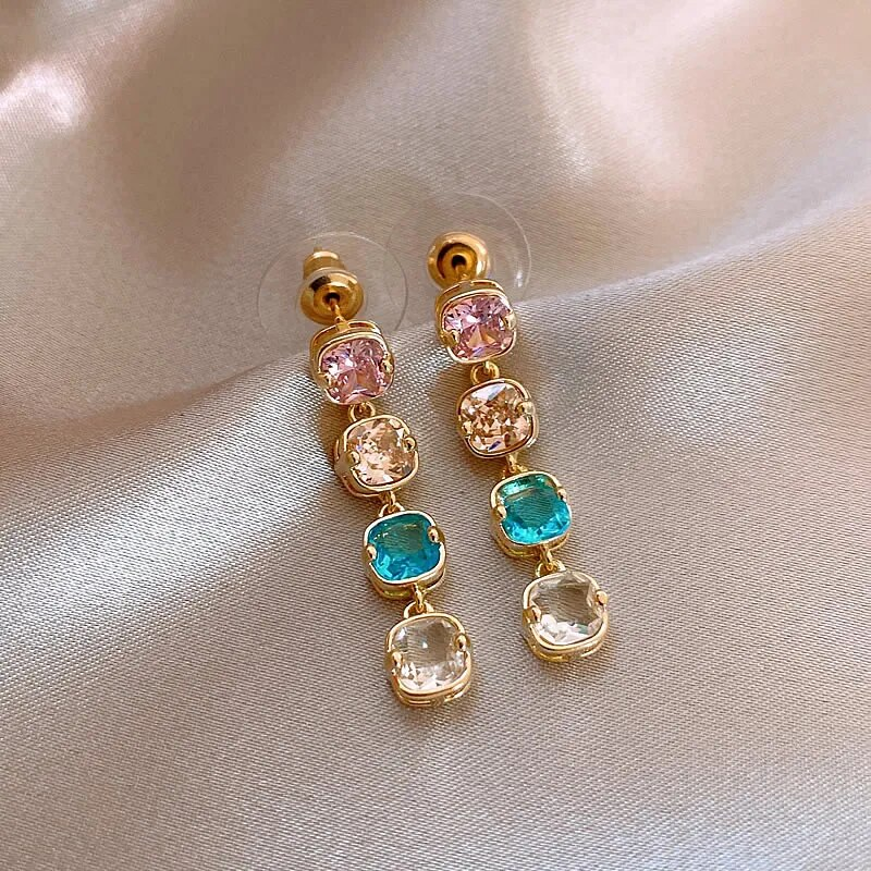 Pendientes de declaración multicolores elegantes para un look sofisticado