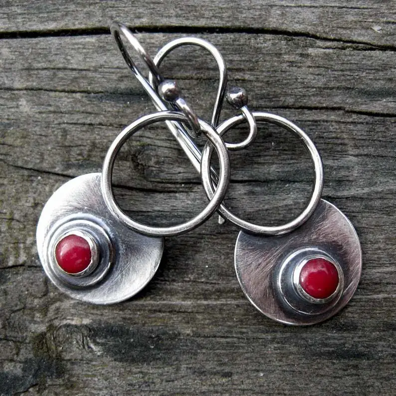 Aretes de Intarsia Vintage Rojos - Elegancia para Cualquier Ocasión