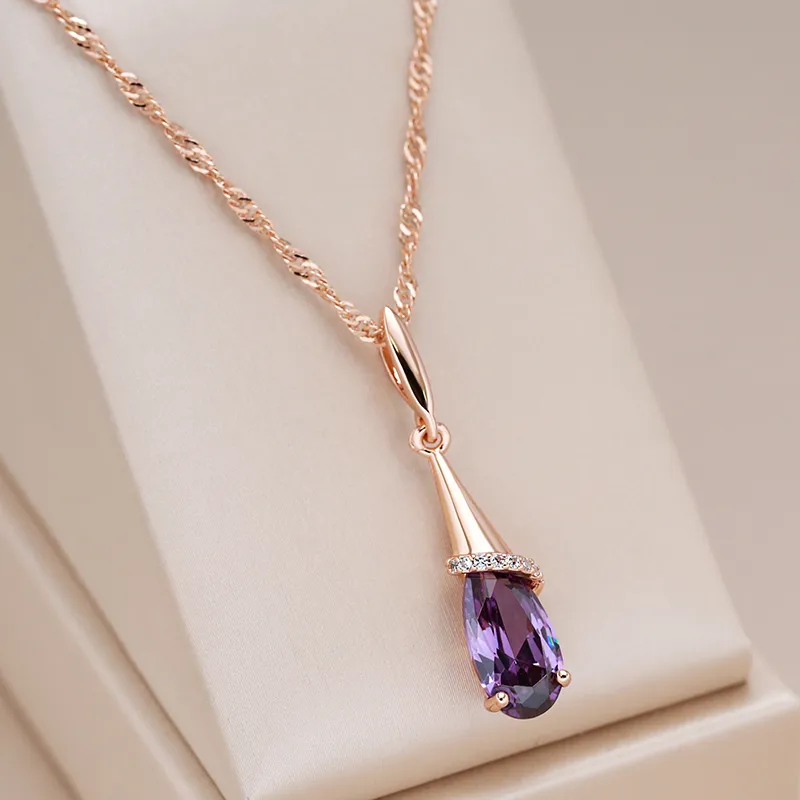 Cadena de cristal en color malva fascinante para un toque de elegancia