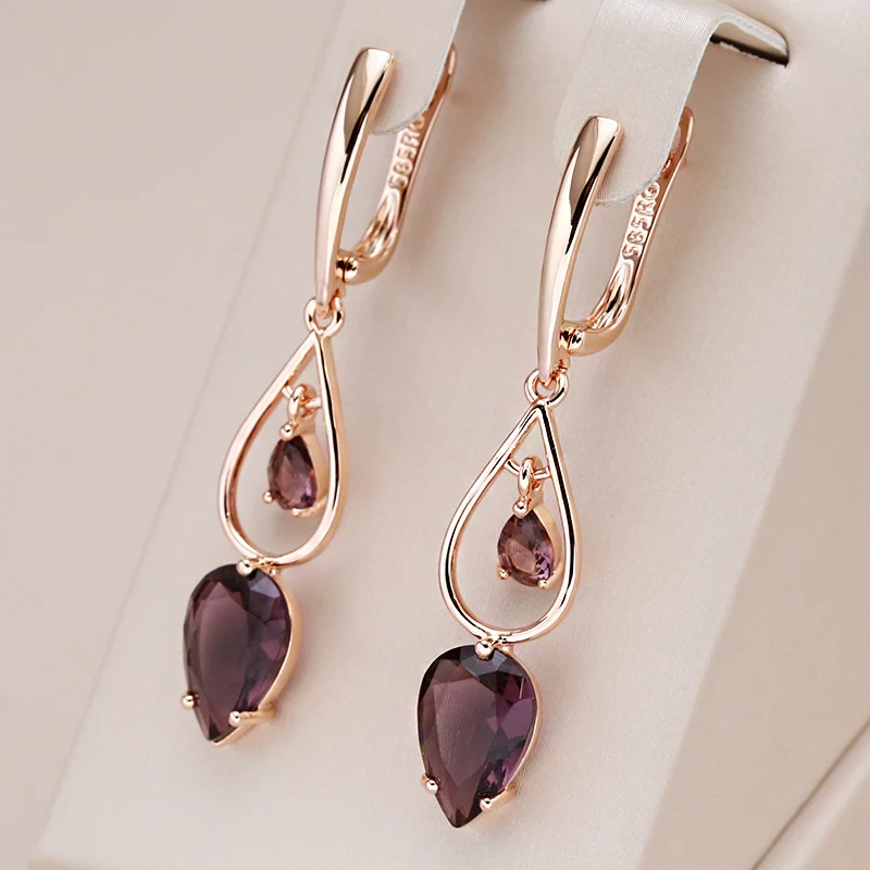 Pendientes de granate clásicos para un toque de elegancia