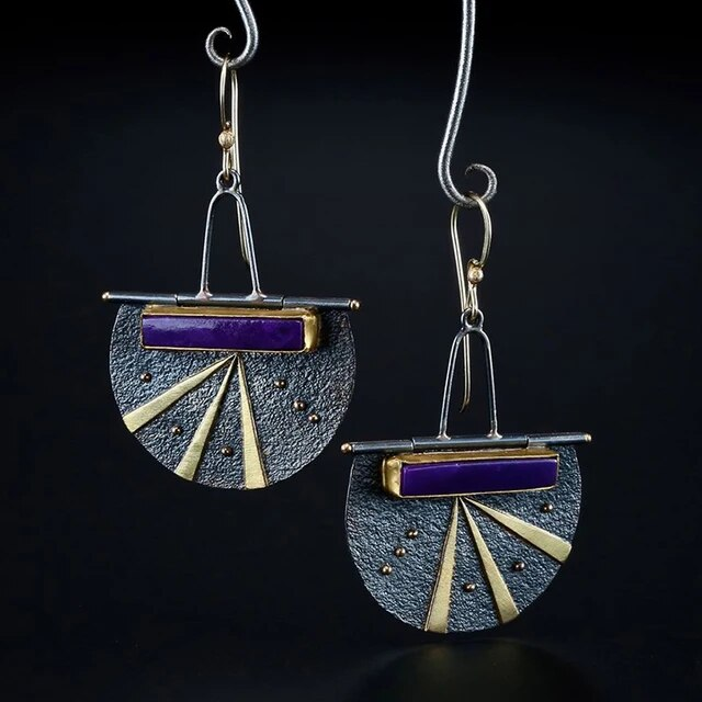 Pendientes de aro vintage fascinantes en azul con encantadora proyección