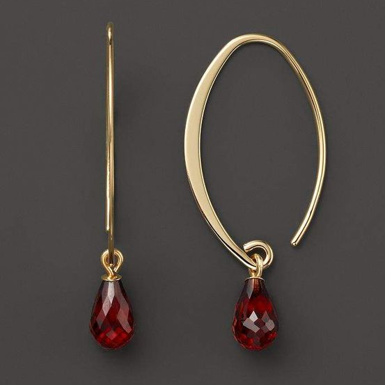 Pendientes de oro con cristales rojos vintage elegantes