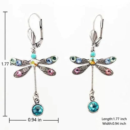 Pendientes de libélula tallados encantadores para un look elegante