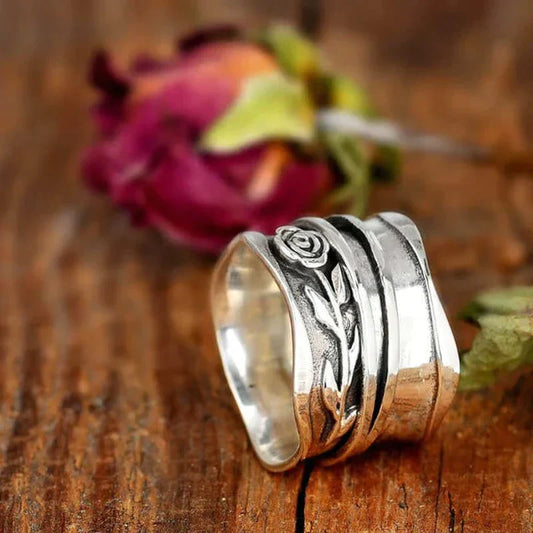 Asombroso Anillo Floral de Plata Vintage
