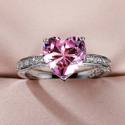 Anillo ajustable de corazón de zirconio plateado - ¡perfecto para cualquier ocasión!