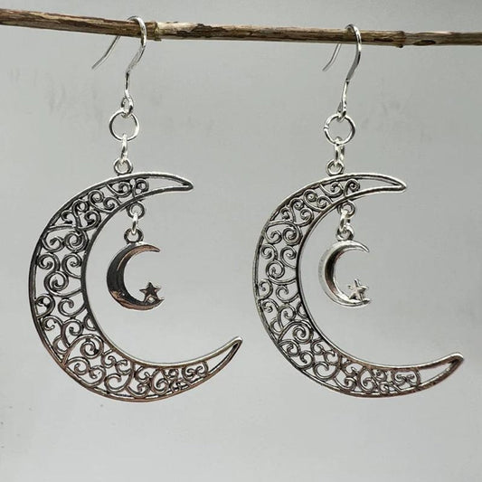 Pendientes de luna plateados elegantes
