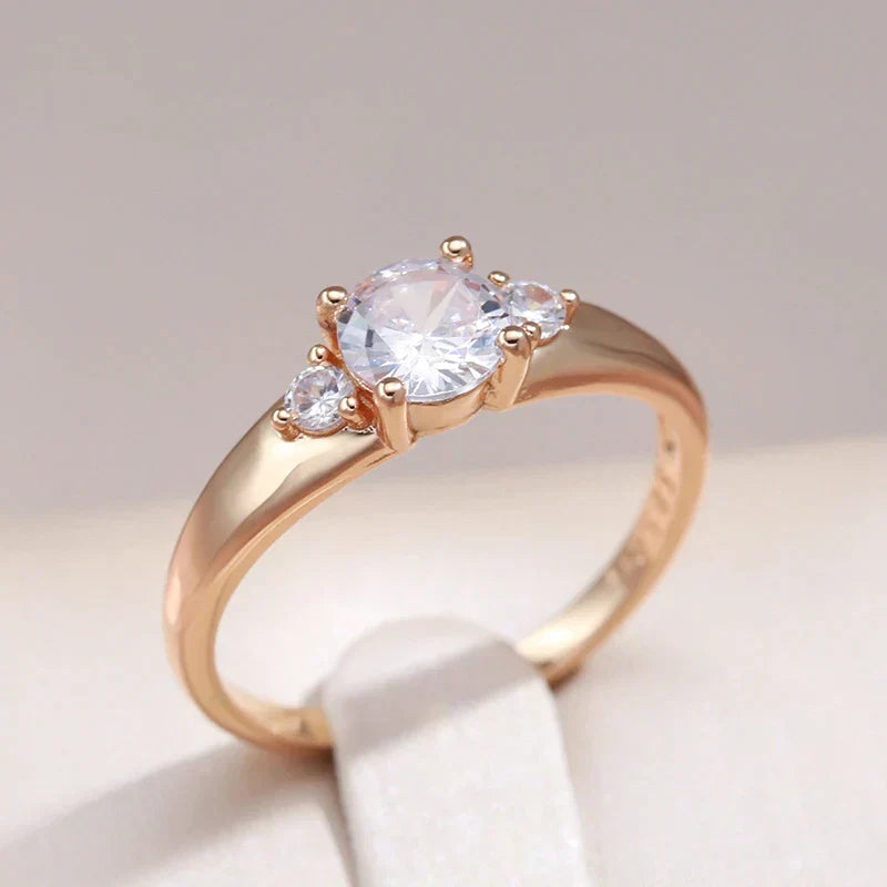 Anillo Exquisito con Cristal Brillante