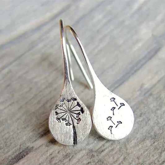 Elegantes pendientes de plata de ley 925 en diseño de diente de león