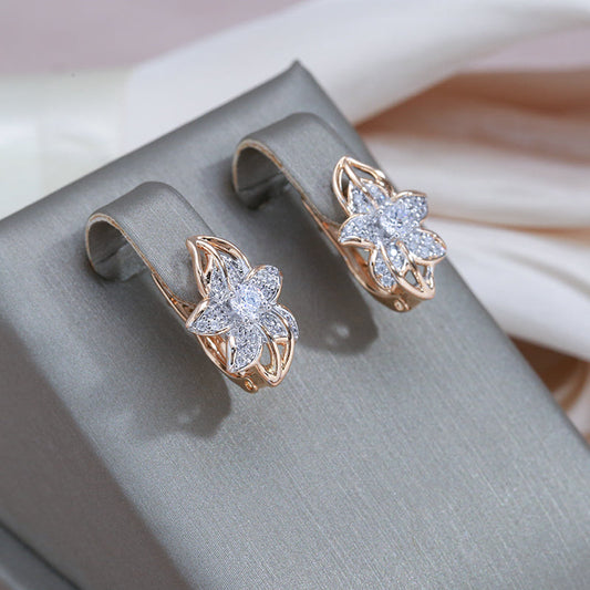 Pendientes de oro rosa fascinantes con cristales brillantes