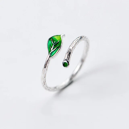 Anillo de esmalte verde elegante con diseño de hoja